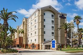 Candlewood Suites Anaheim - Resort Area, An Ihg Hotel