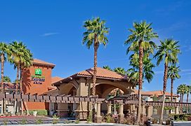 Holiday Inn Express & Suites Rancho Mirage - Palm Spgs Area, An Ihg Hotel