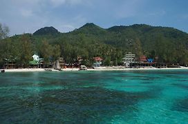 Ban'S Diving Resort Sha Extra Plus