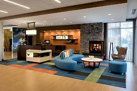 Fairfield Inn & Suites By Marriott Buffalo Amherst/University