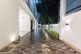 Viveka Hotel Colombo