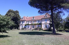 Château Le Tour - Chambres d'Hôtes
