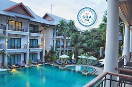 Navatara Phuket Resort - Sha Extra Plus