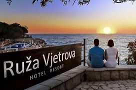 Ruza Vjetrova - Wind Rose Hotel Resort