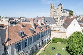 L'Hotel De Panette, Un Exceptionnel Chateau En Ville - Chambres Et Suites Historiques, Parking - Petit Dejeuner Offert Bourges Exterior photo