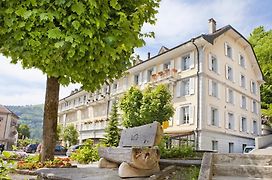 Residence Le Sapin & Bains De La Gruyere