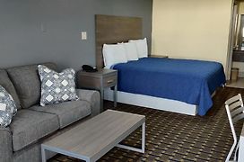 Ameristay Inn & Suites