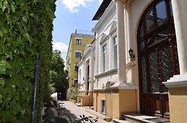 Hotel Michelangelo Bucharest Exterior photo