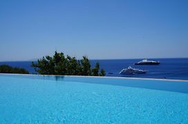 Seethrough Mykonos Suites (Adults Only)