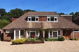 Abacus Bed And Breakfast, Blackwater, Hampshire