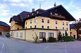 Hartlwirt Gasthof-Hotel