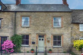 Rathbone Cottage