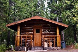 Carlo Creek Cabins