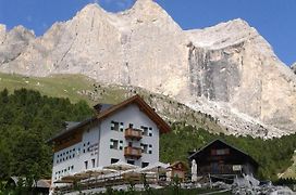Rifugio Stella Alpina Spiz Piaz Per Escursionisti