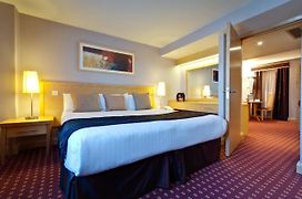 Best Western Premier Suites Hotel & Spa