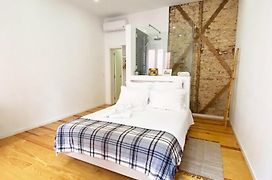 The Postcard Lisbon Bed & Breakfast Exterior photo