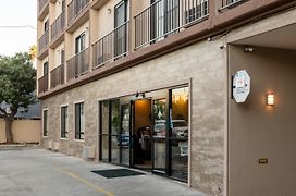 Greentree Inn & Suites Los Angeles - Alhambra - Pasadena