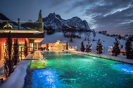 Abinea Dolomiti Romantic Spa