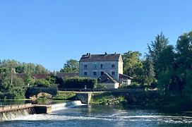 Le Moulin Du Port