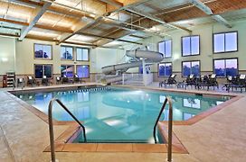 Country Inn & Suites By Radisson, Galena, Il