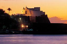 Bilocale sul lungomare di Forio d'Ischia - Serpico sea&more