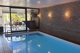 Villa les Agapanthes avec piscine et SPA chauffée dans votre appartement