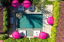 Pinkprivate Sanur - For Cool Adults Only