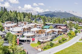 Alpenparks Chalet & Apartment Alpina Seefeld