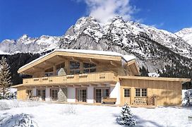 Alpenchalet im Leutaschtal