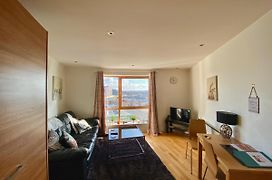 Leeds Dock Apartment