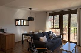 Fabuloso Apartamento En Camarena De La Sierra (Teruel)
