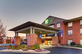 Holiday Inn Express Hotel & Suites Dayton-Centerville, An Ihg Hotel
