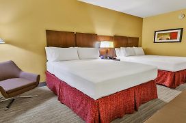Holiday Inn Express & Suites Houston South - Near Pearland, An Ihg Hotel