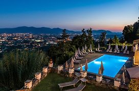 Tenuta Guinigi Antico Borgo Di Matraia - Exclusive Holidays Apartments & Pool