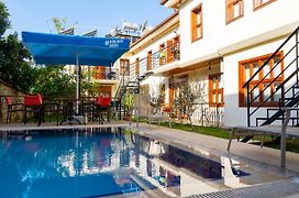 Kaleici Aparts Antalya Villa Exterior photo