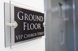 Vip Church Street Apartment