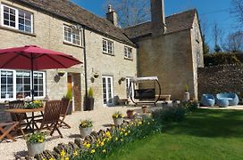 Thames Head Wharf - Historic Cotswold Cottage With Stunning Countryside Views