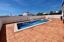 Areias Beach Apartments By Golden Zenith