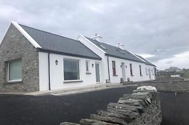Conway'S Cottage With Sea View Nestling By Cliffs-Of-Moher
