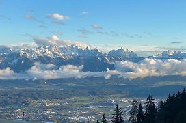 Gerlitzen, Gerlitzen Alpe, Residenz Kanzelhohe, Ossiacher See