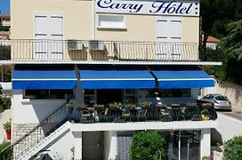Carry Hotel