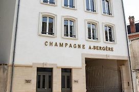 Champagne Andre Bergere Bis Apartment Epernay Exterior photo