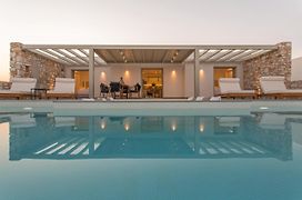 T7 Luxury Villas Paros