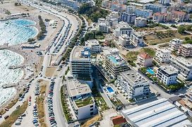 Seaside Apartments