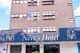 Oft Neve'S Hotel