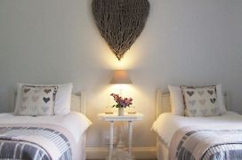 Lobhill Farmhouse Bed And Breakfast And Self Catering Accommodation