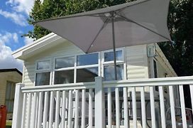 Kellys Holiday Homes 24 Willerby 2 Bedrooms Caravan