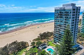 One The Esplanade Apartments On Surfers Paradise