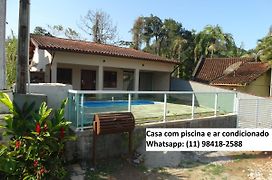 Lagoinha Ubatuba Salga Condomínio - Casa com ar cond - próx à Praia