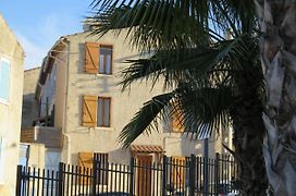 THE CREW HOUSE LA CIOTAT - Maison de ville triplex 3 chambres et box privatif au dessus du Vieux Port
